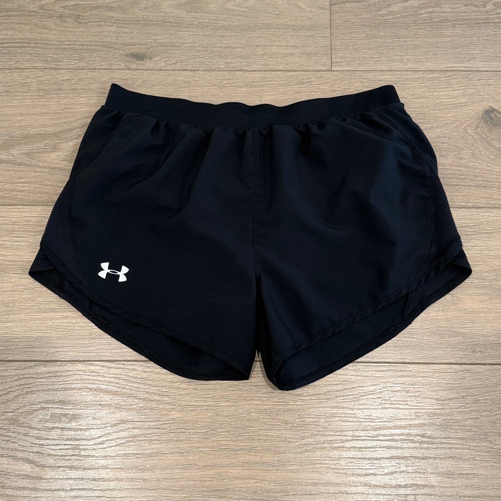 UNDER ARMOUR Black Mileage 3.0 Loose Fit HeatGear Running Gym Shorts Size Medium
